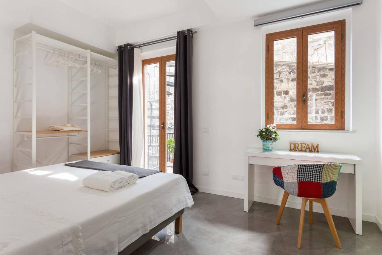 La Casa Di Nonna Maria Apartment Catania Bagian luar foto